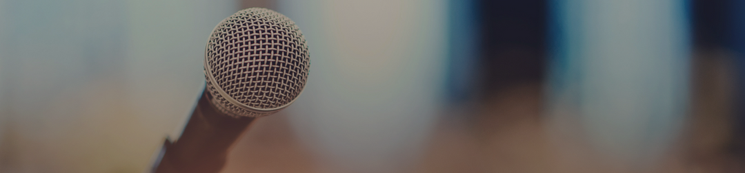 5 Legal Tips for Speakers and Presenters: Navigating Speaking Engagements with Confidence | Foundd Legal