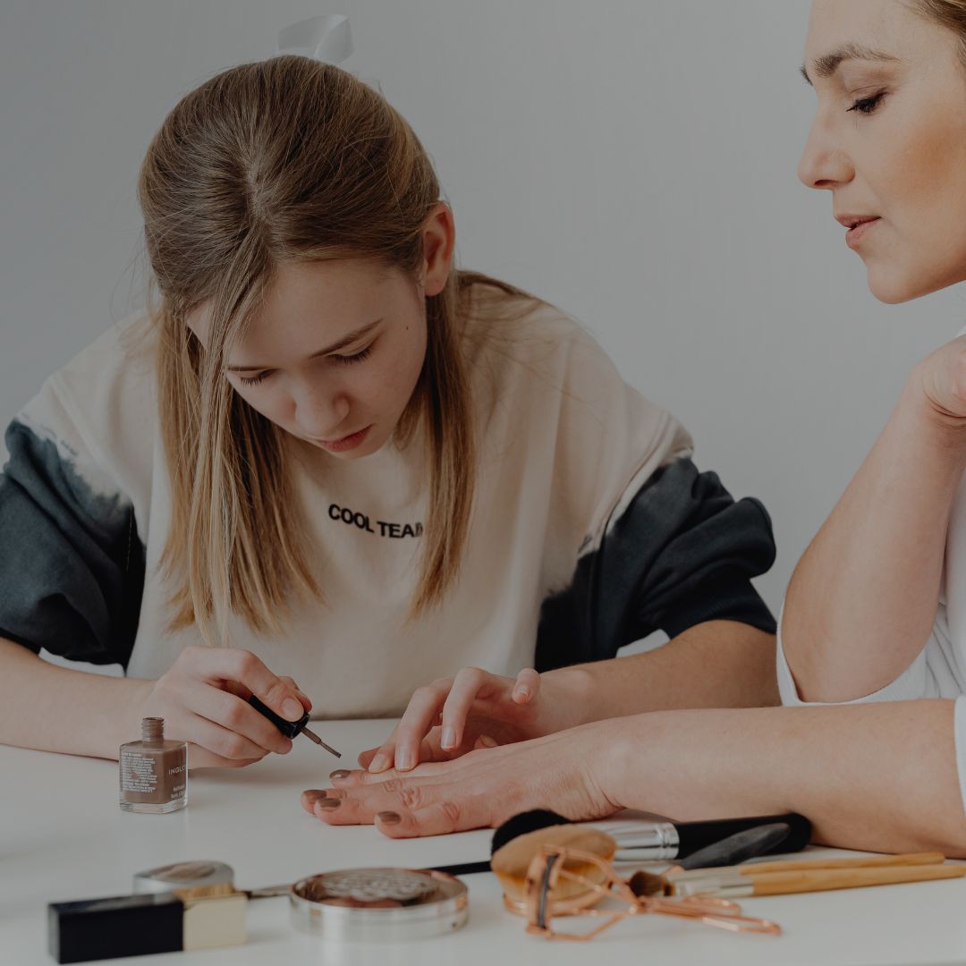 Hair, Nail, Lash & Makeup Professionals - Expansion Pack